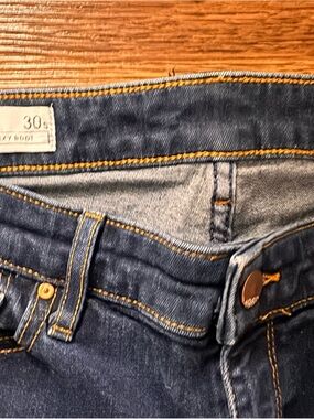 GAP Women’s Boot Cut Jeans in Dark Blue with Yellow Stitching
